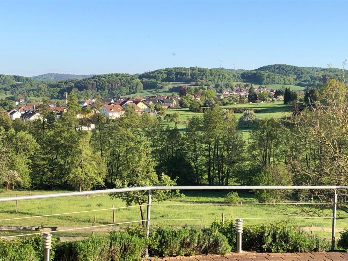 Landhotel Lortz Reichelsheim ภายนอก รูปภาพ